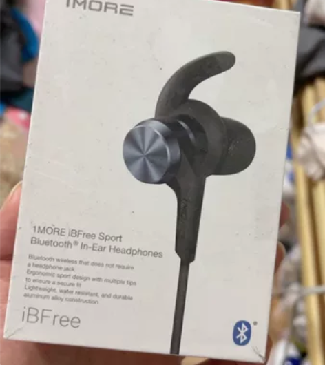 全新正品1more万魔未开封蓝牙运动耳机，...