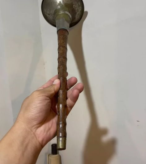 老红木唢呐一件,包邮!精品民族乐器老红木唢...