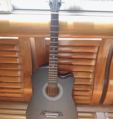 低价转让一千多全新吉他，适合初学者】 *因...