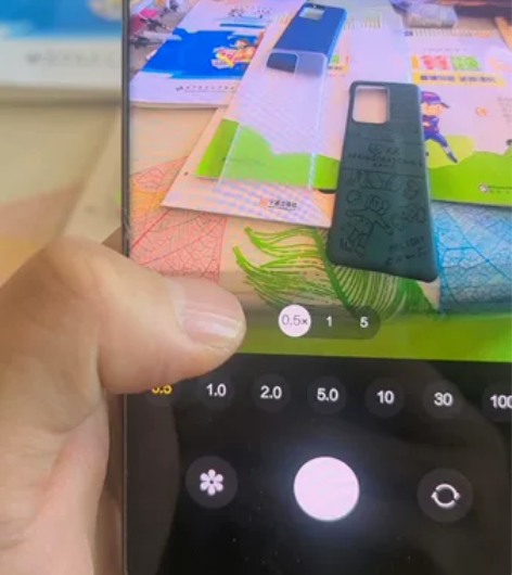 韩版三星s20u，12+256的，完美屏，...