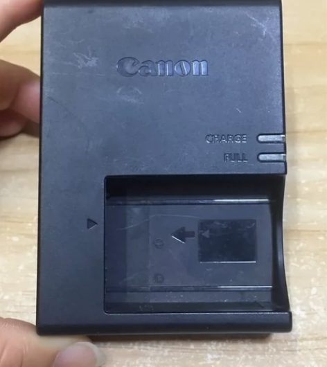 原装佳能相机LP-E17电池充电器 EOS...