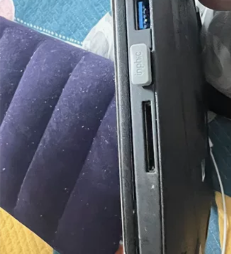 神舟战神z7m i5 8300H  GTX...