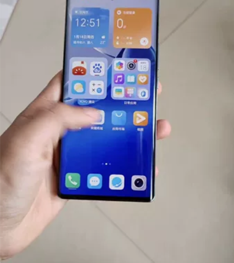 荣耀60出售，八成新！5G版，曲面屏，机身...