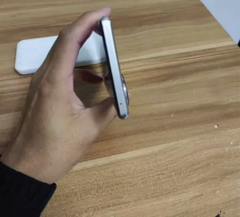 荣耀70 12+256 99新 不磕不碰 ...