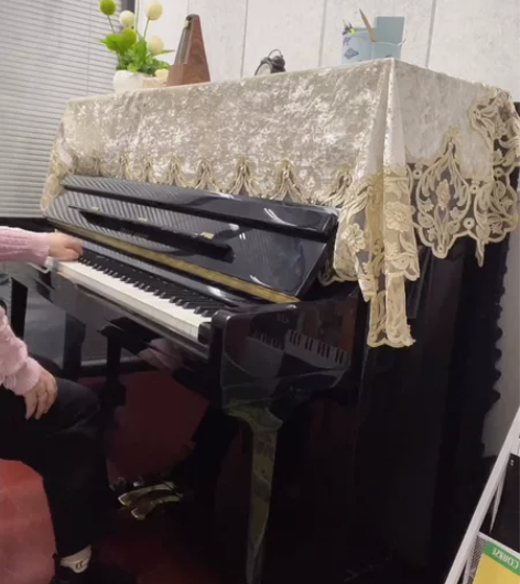 21的英昌保护的很好，音色浑厚，明亮介于卡...