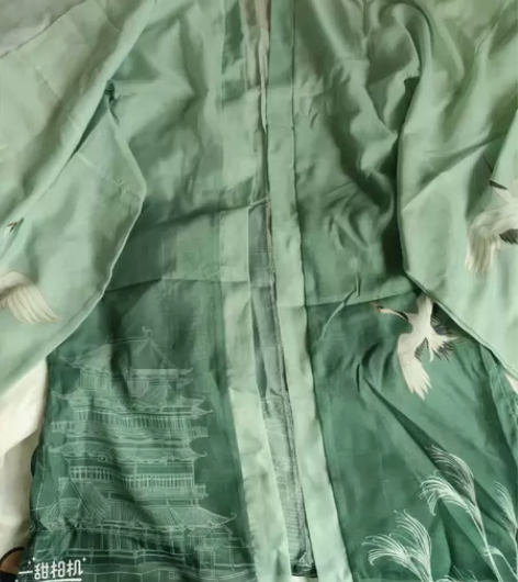 渐变色汉服，仅试穿过，非远包邮，想要的私聊...