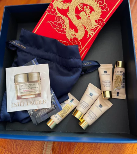 出雅诗兰黛dw粉底液小样官网买的，保证正品...