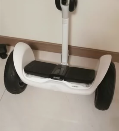 九号平衡车，几乎全新 感兴趣的话点“我想要...