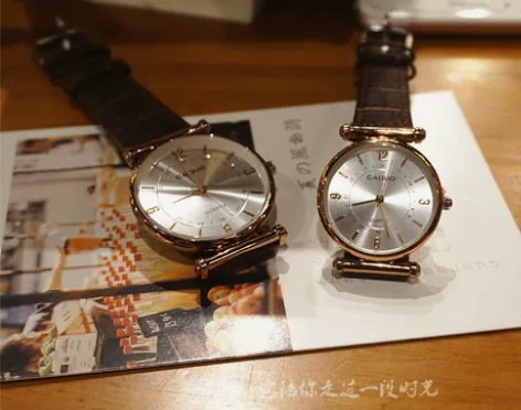 浮城仲夏夜 经典1890s复古优雅金色皮带...