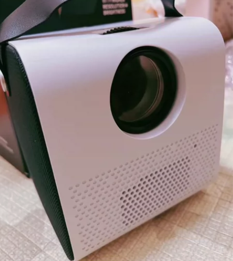 全新捡漏新款Q3投影仪智能超清4k宿舍家用...