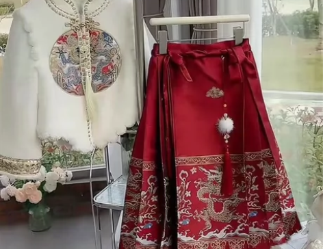 女童中国新款冬季汉服拜年服龙凤呈祥中式国风...