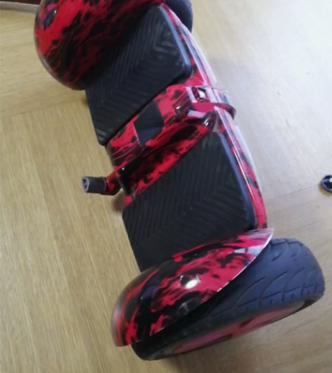 平衡车 进几周不知道为什么充不上电 要的拿...