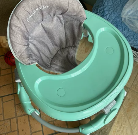 9成新学步车防o型腿婴儿多功能防侧翻可折叠...