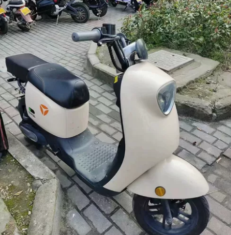 杭州同城转手新国标二手电瓶车，车子带黄牌正...
