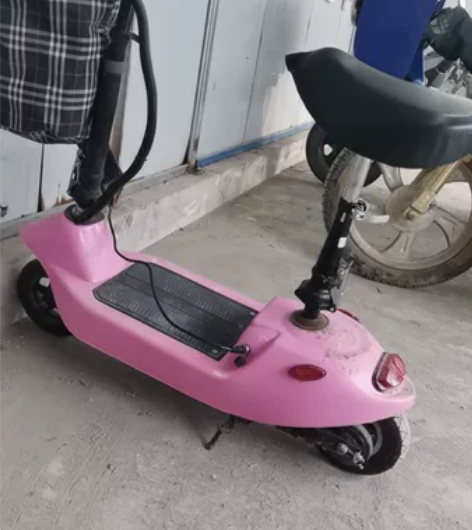 帮我爸卖个电动车，9成新，金华自提，女生骑...