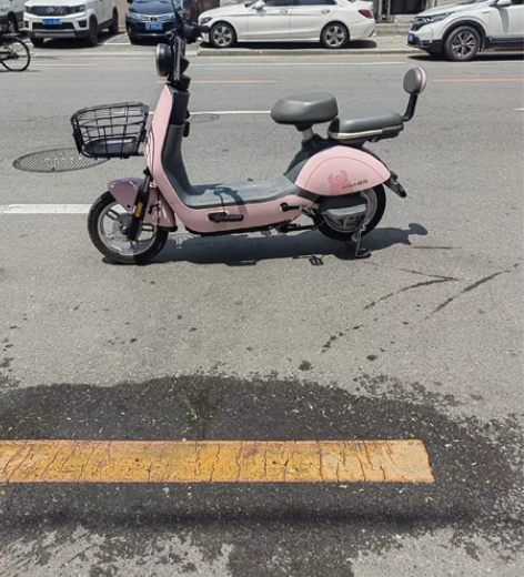 爱玛电动车，车新，仅行驶2200公里，20...