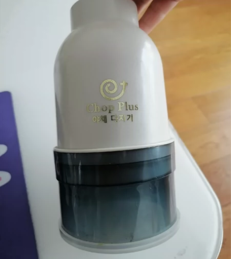 捣蒜器，很好用，买回来闲置了，有厨房需要的...