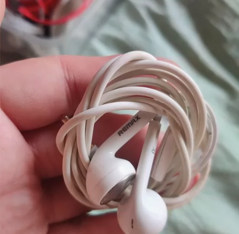 下班回家的时候，顺道去公园散散心，偶然间看...