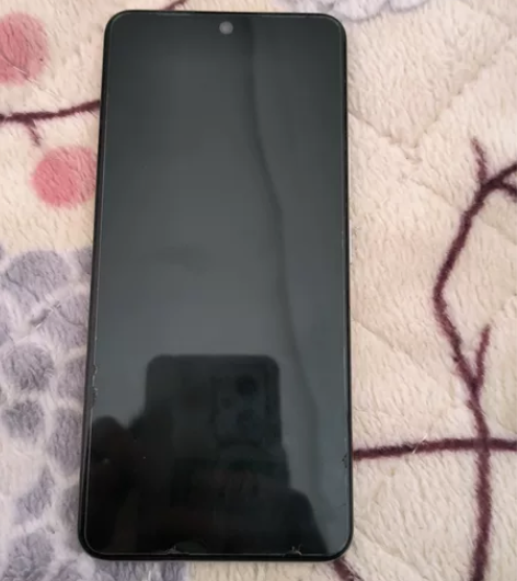 红米K50Pro，没啥大的问题，95新。使...