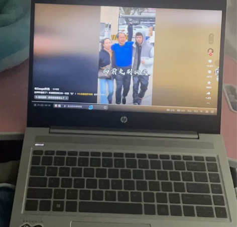 惠普战66 女大学生买来没咋用过，基本拿来...