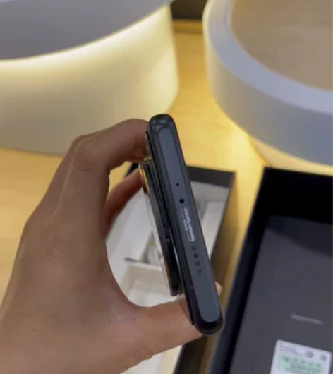 机身型号：小米12S Ultra经典黑 全...