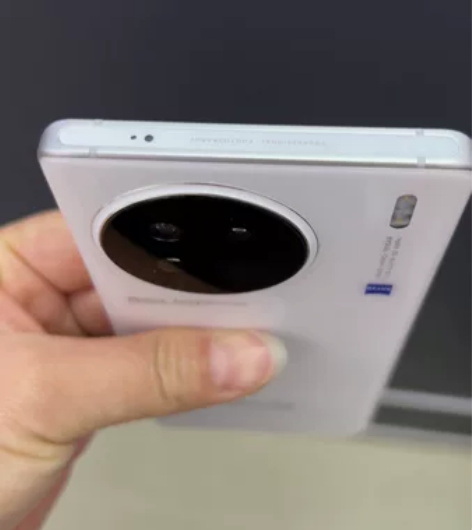VIVO x90 12+256 成色99新...