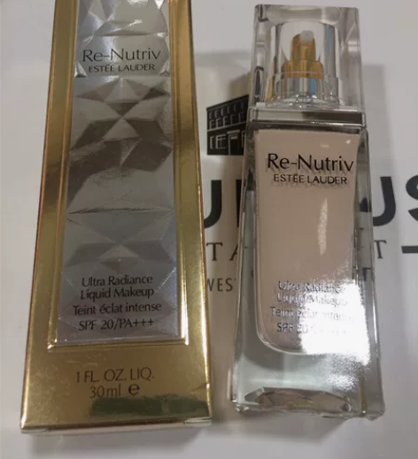 雅诗兰黛白金粉底液30ml、全新未开封，日...