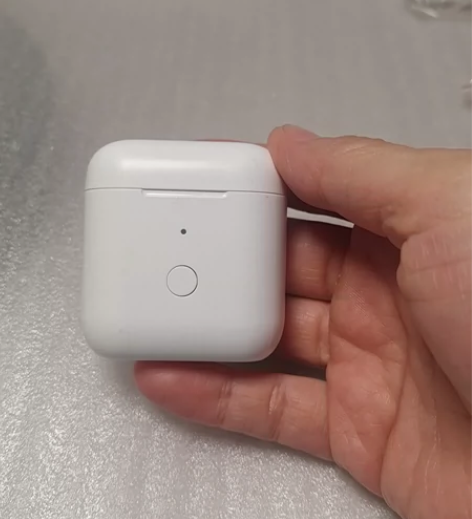 无线蓝牙耳机  QCY 通电正常 实物拍摄...