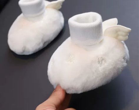 婴儿鞋秋冬季宝宝鞋袜0一6一12月步前鞋软...