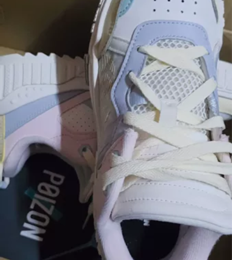 李宁的鞋子买来就穿了两三次 可小刀,得物买...