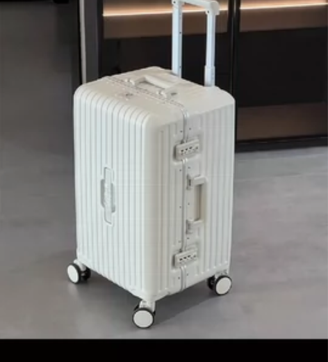 漫游新款旅行箱，全新，闲置，26寸，一次未...