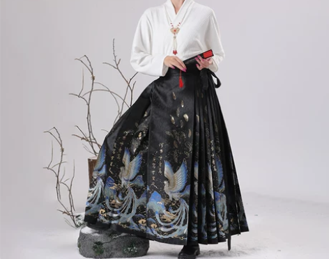 梨花棠青鸾原创黑色马面裙新中式重工刺绣明制...