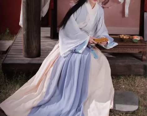 汉服宿问鹤川同款s码6米摆 穿过两次洗过,...