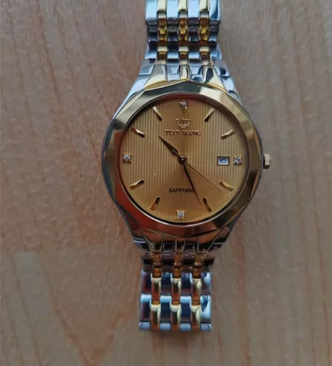 天王表陶瓷石英女表。在广东惠州专柜买的。购...