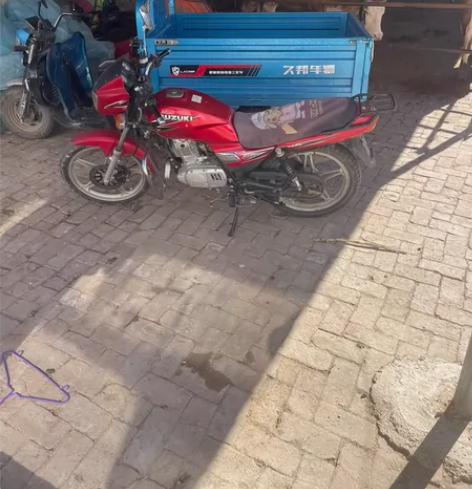 铃木钻豹车况八成新想要的联系，可小刀 感兴...