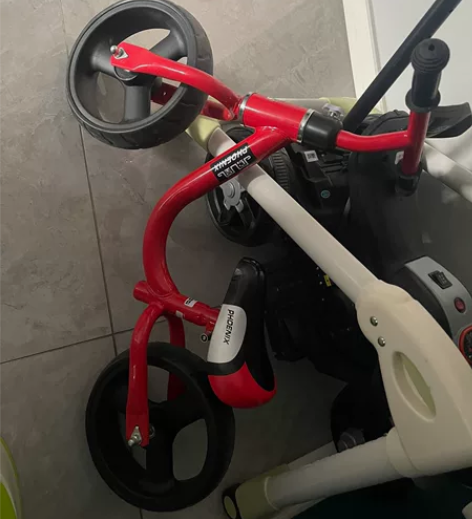 凤凰牌平衡车10寸，买来应该就下楼骑了3....