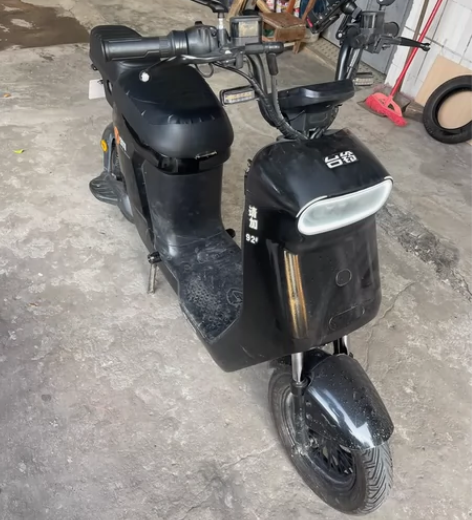 台铃电动车 出一台黑色，台铃V911  空...