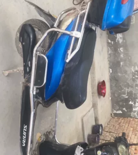 新日电瓶车，电摩，想要的自提，9.5新，骑...