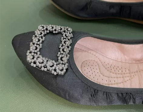 2023新款春季豆豆鞋黑色平底韩版百搭蛋卷...