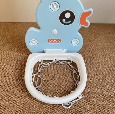 儿童篮球架 全新 可悬挂 自提 感兴趣的话...