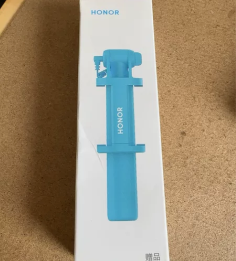 出手机自拍杆 通过3.5mm耳机孔实现拍照...