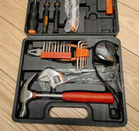 日本开发商摩丽茂买房送的工具箱，从来没使用...