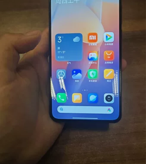 红米k50至尊，用了一年出售，无拆无修12...