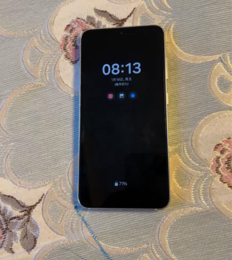 三星S23 白色 8+256配置 无拆修磕...