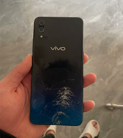 VIVOX23幻彩版蓝色6+128 战损版...