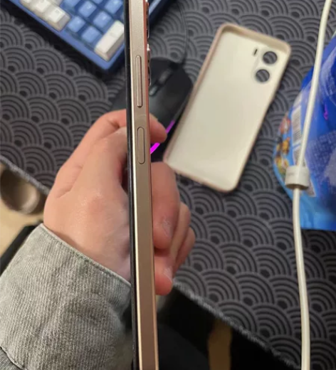 vivo Y35 8+8买来备用的 都还行...