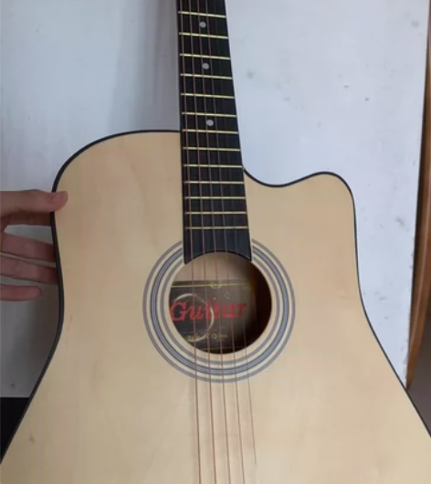 吉他 本地自提 外地不包邮 国内不知名品牌...
