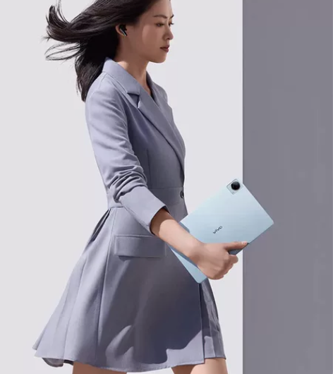 全新 vivo pad 8+128。蓝色。...