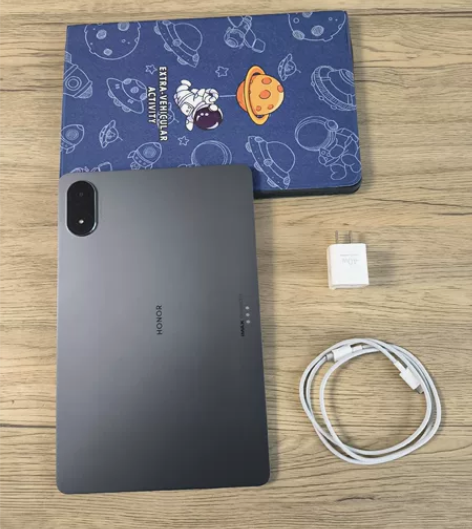 荣耀v8pro 8+256 23.1激活，...