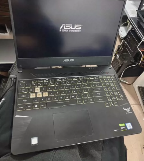 i5九代1660ti华硕飞行堡垒7游戏本....